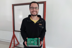 estudiante-electronica-magister
