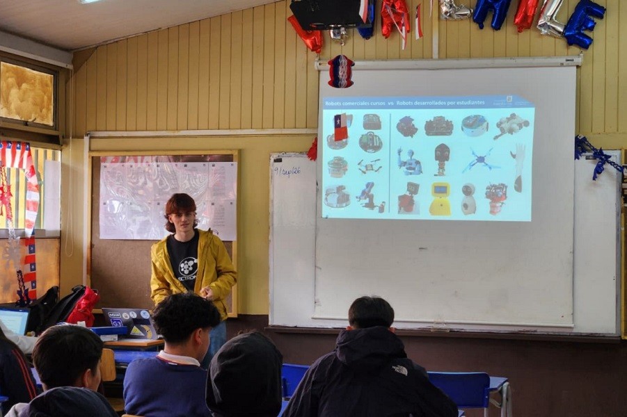 estudiante-electronica-taller