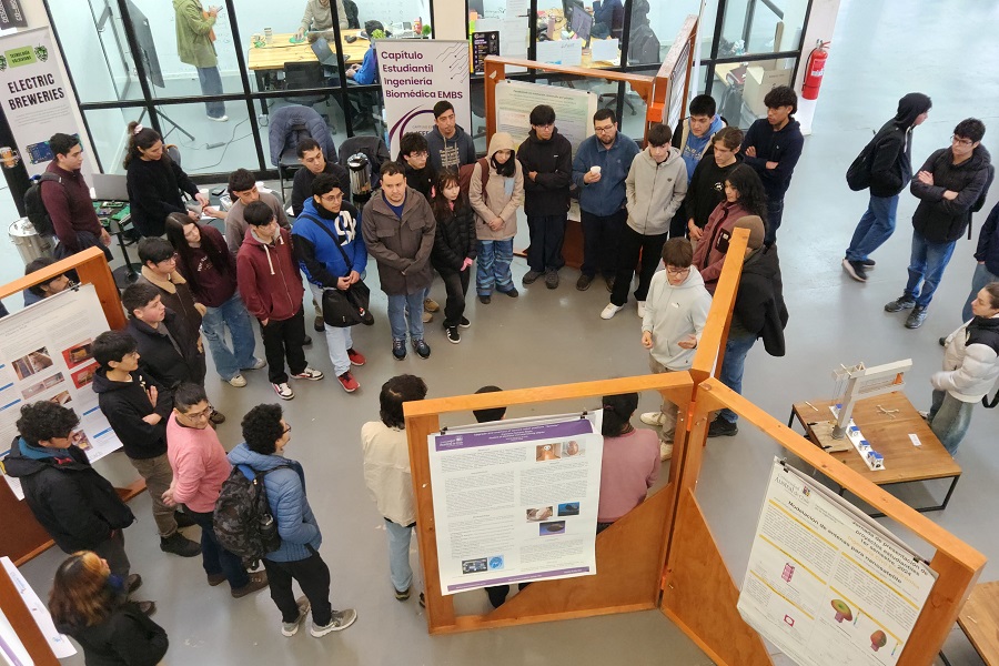 Estudiantes de Ingeniería Civil Electrónica presentaron sus proyectos del primer semestre