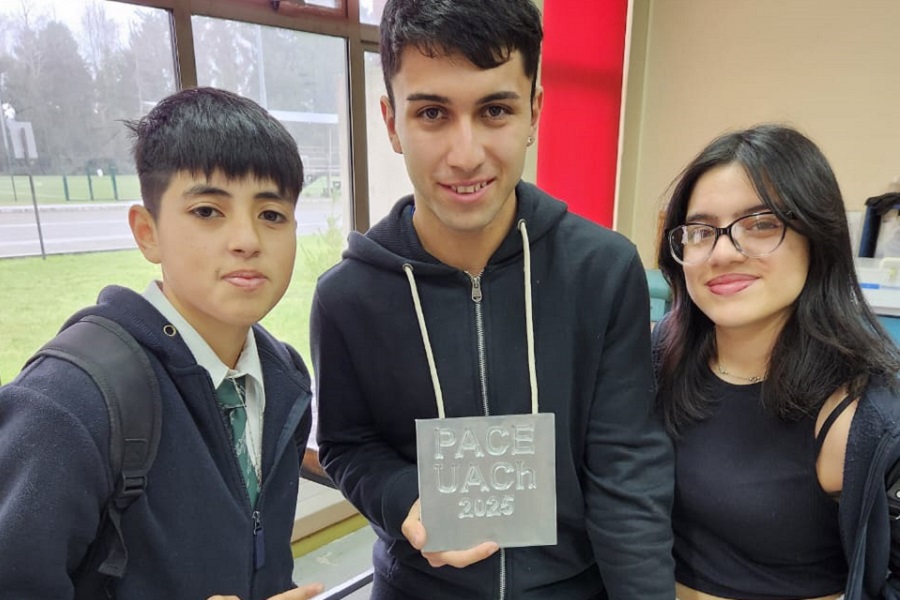 Jornada de Talentos en Ingeniería convocó a estudiantes de enseñanza media del Programa PACE-UACh