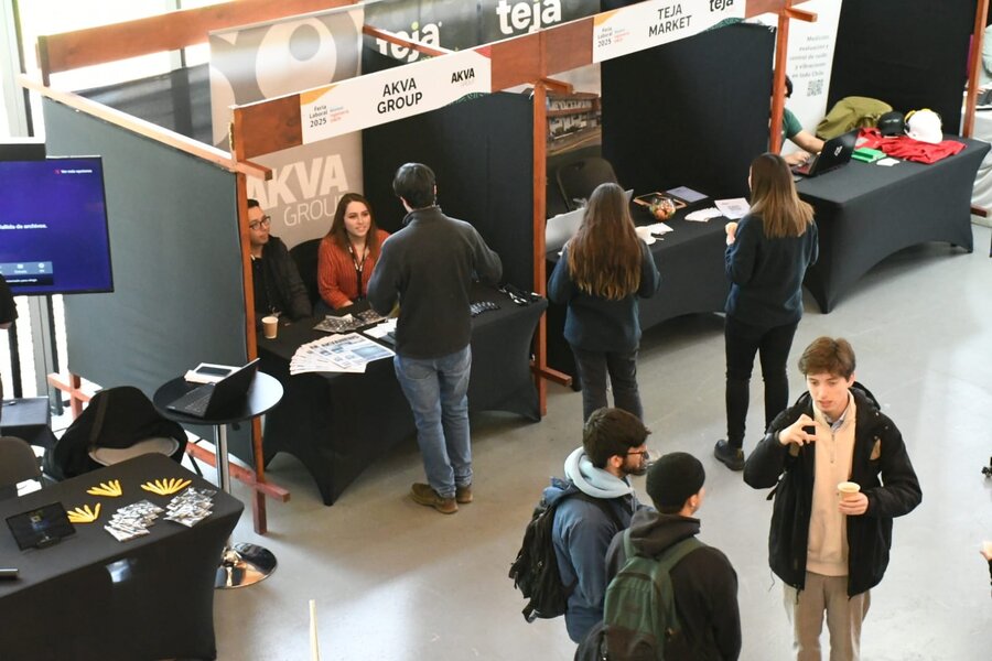 3° Feria Laboral Ingeniería UACh se consolida como puente entre la universidad y sector socioproductivo