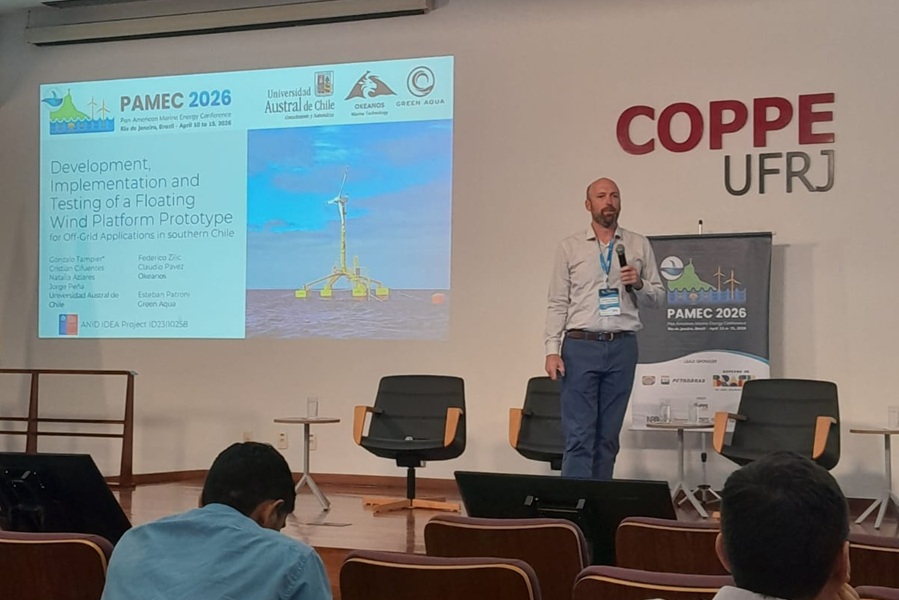 Investigadores UACh presentan en Brasil proyecto piloto de energía eólica flotante