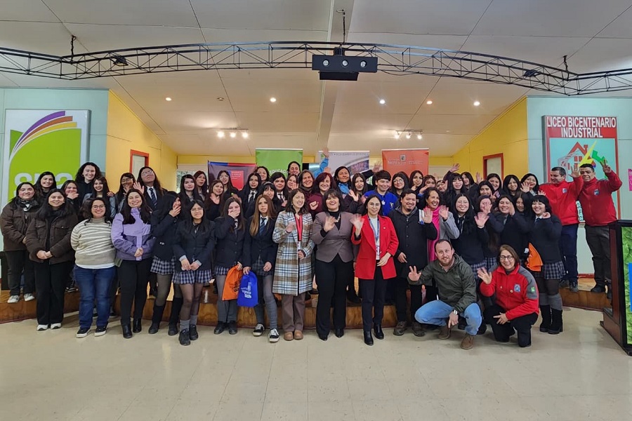 Facultad de Ciencias de la Ingeniería promueve la participación femenina en áreas STEM