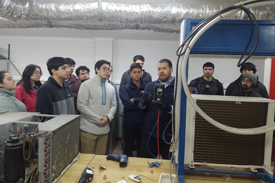 ANWO realizó capacitación práctica en climatización a  estudiantes de Ingeniería