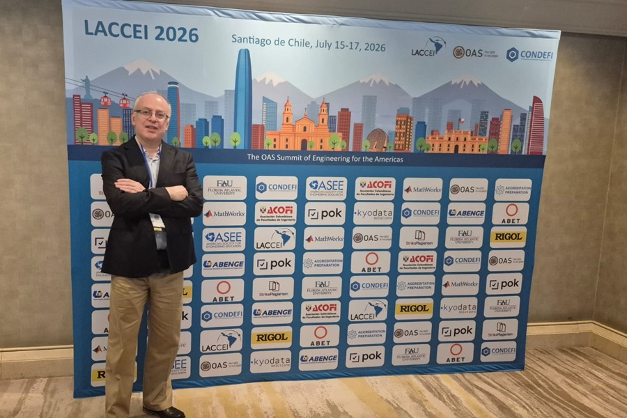 Académico UACh presentó investigación sobre trayectorias estudiantiles en conferencia internacional LACCEI 2026